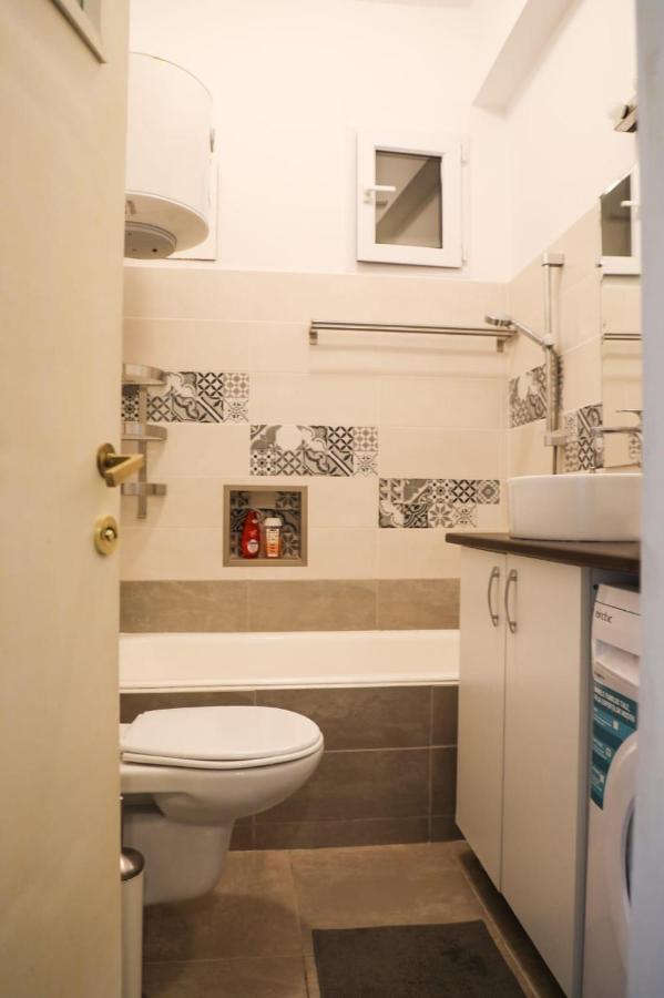 Ultracentral Cozy Apartment Near Old Town Bukarest Exterior foto